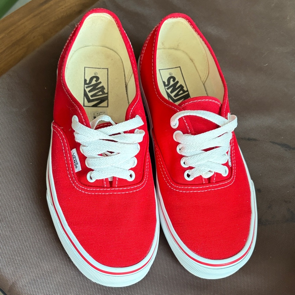Vans Classic Canvas Sneakers in Red with White EXCELLENT CONDITION